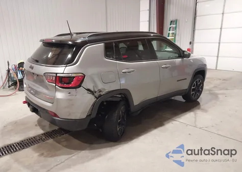 2019 Jeep Compass Trailhawk 4X4 z USA, uszkodzony, nr VIN 3C4NJDDB8KT619392